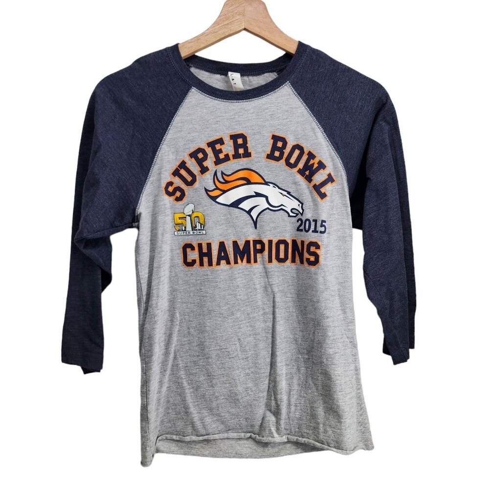 Live and Tell Broncos Football Champion Tshirt Kids Unisex Size‎ M Gray